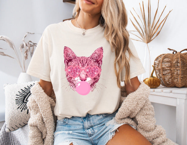Pink Cat Blowing Bubble Gum Shirt – Fun & Comfortable Comfort Colors Tee for Cat Mamas