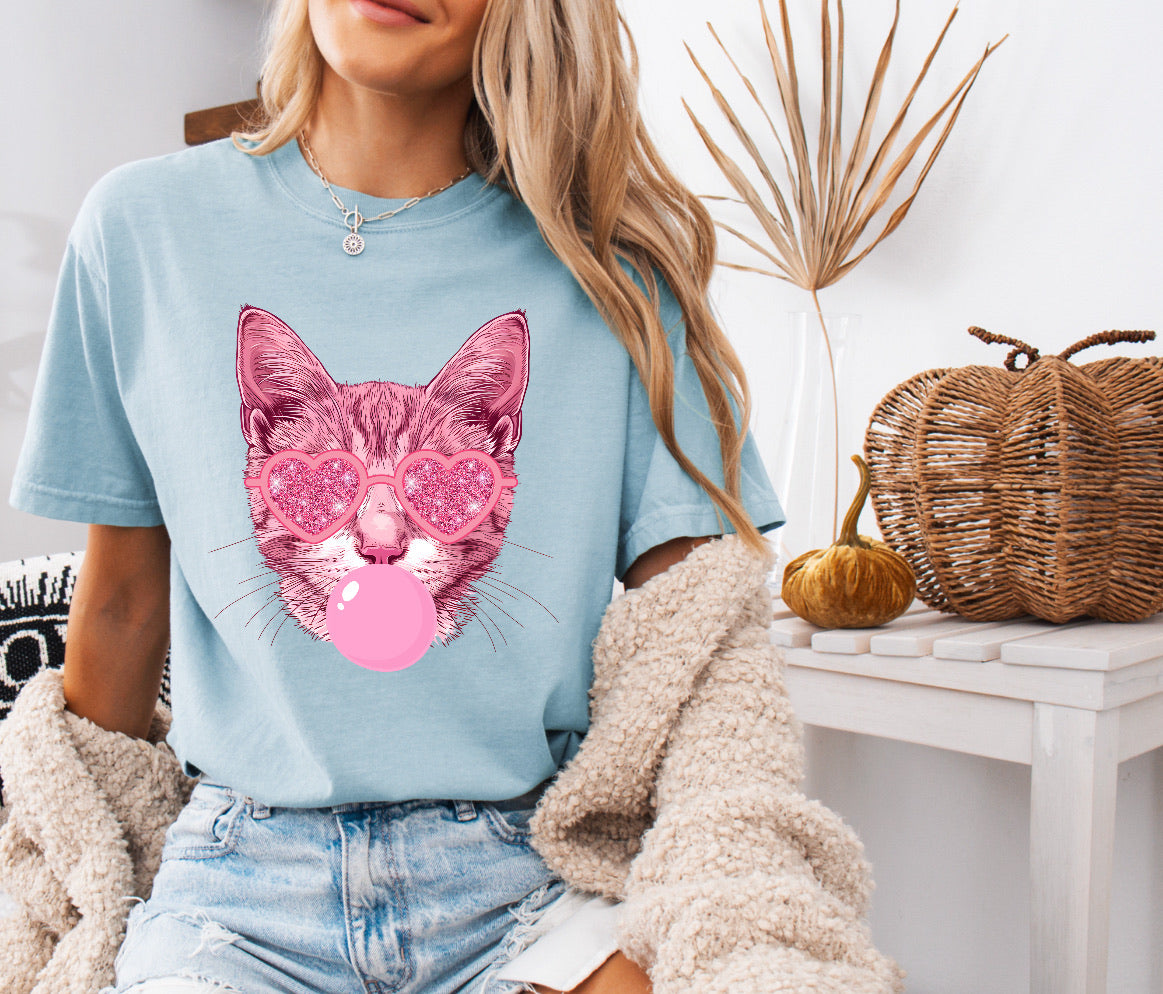 Pink Cat Blowing Bubble Gum Shirt – Fun & Comfortable Comfort Colors Tee for Cat Mamas